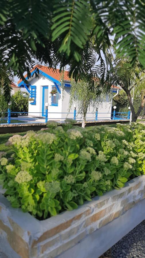Complex Turistic Essenza Hotel Murighiol Exterior photo